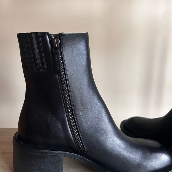 Marsell Allucino Leather Ankle Boots - Picture 2 of 7